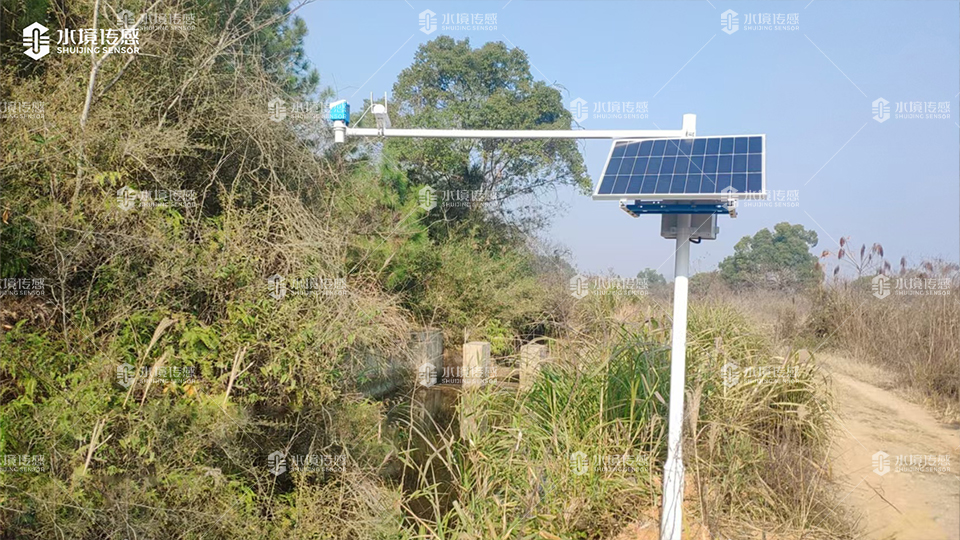 水境傳感  江西某地安裝水文監(jiān)測站成功